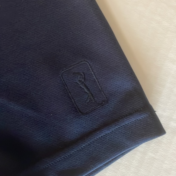 PGA Tour navy blue  golf shirt with air flux Men’s size L - Picture 8 of 10